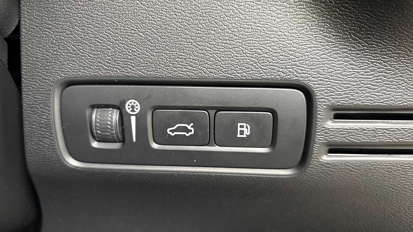 Used Volvo XC40 2022 for sale - 76474532: Photo 30