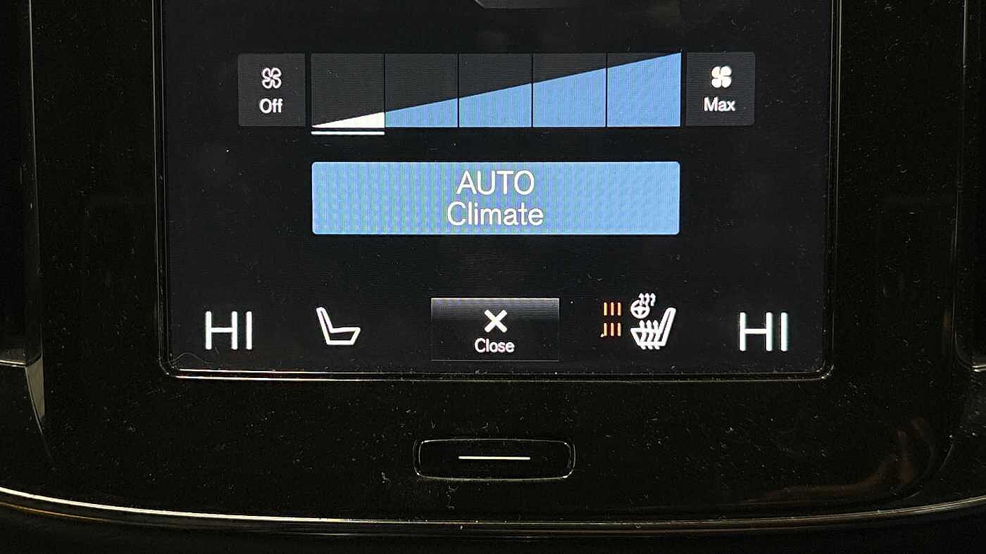 Used Volvo XC40 2022 for sale - 76474532: Photo 40