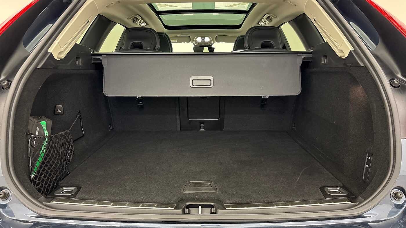 Used Volvo XC60 2023 for sale - 77218268: Photo 14