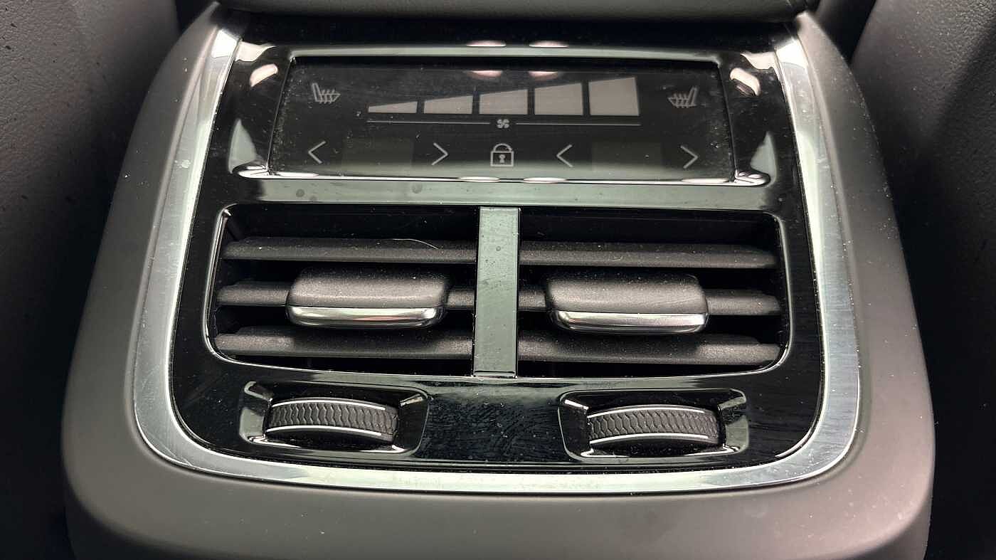 Used Volvo XC60 2023 for sale - 77218268: Photo 17