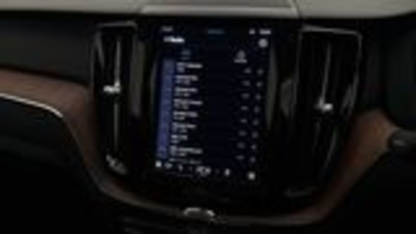 Used Volvo XC60 2023 for sale - 77218268: Photo 36