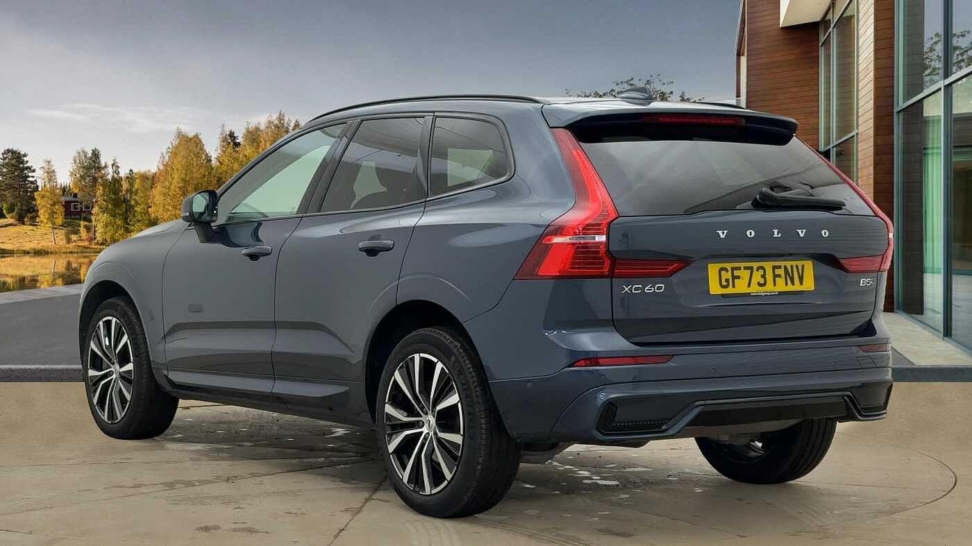 Used Volvo XC60 2023 for sale - 77218268: Photo 5