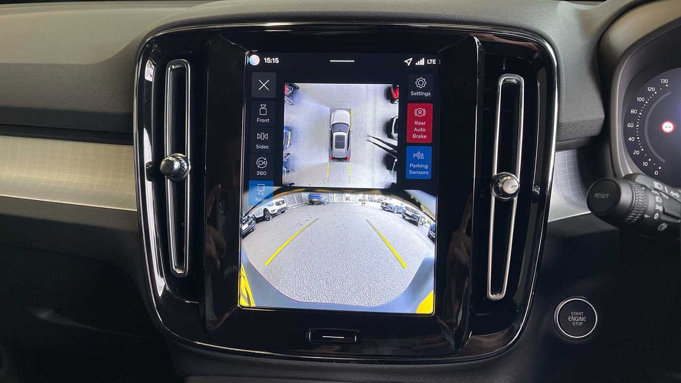 Used Volvo XC40 2025 for sale - 76139763: Photo 17