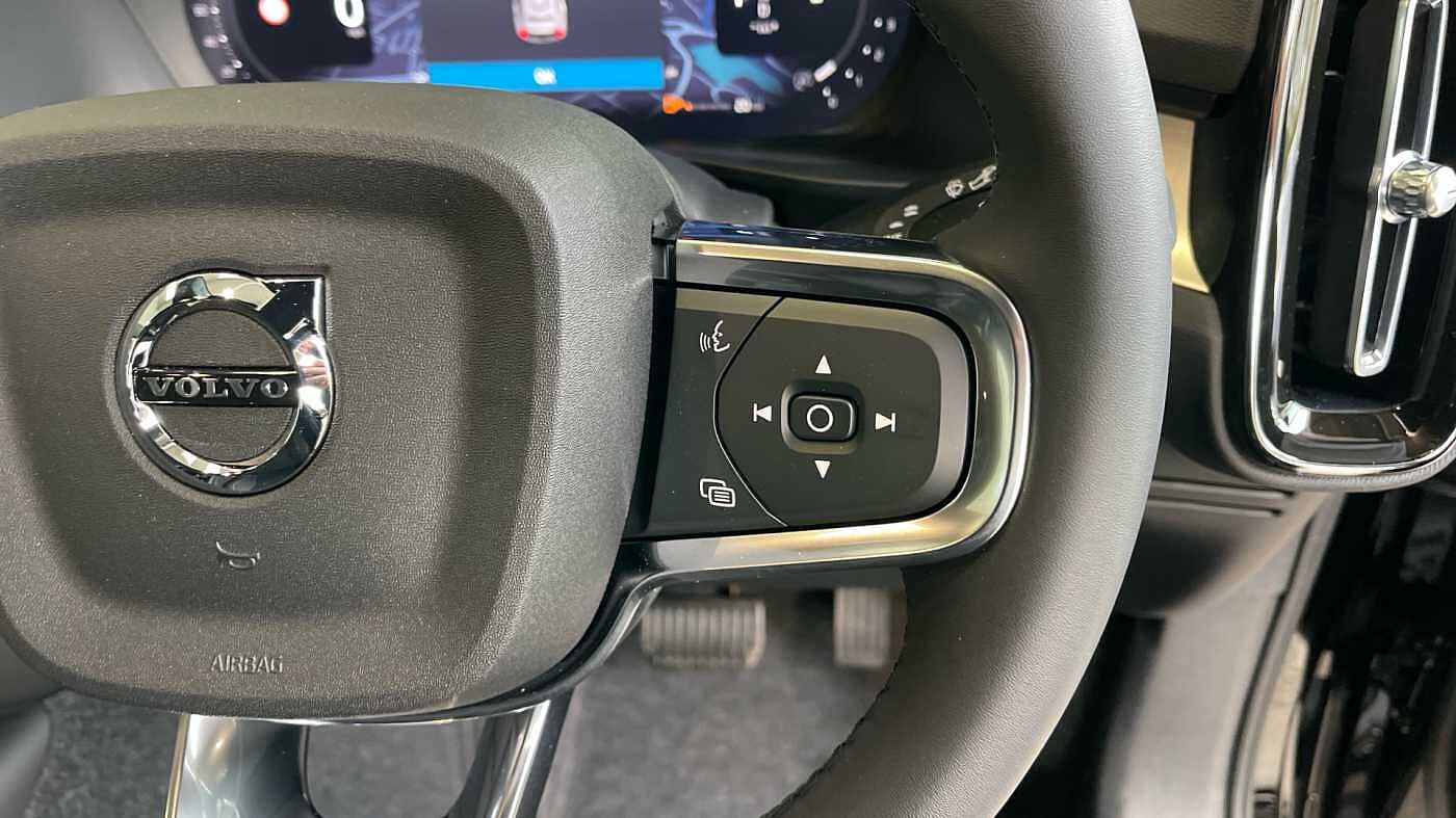 Used Volvo XC40 2025 for sale - 76139763: Photo 19