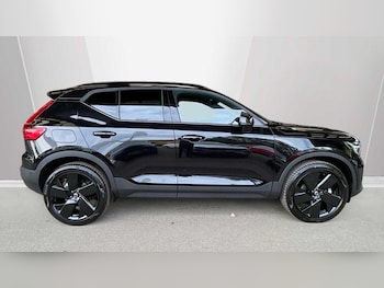 Used Volvo XC40 2025 for sale - 76139763: Photo