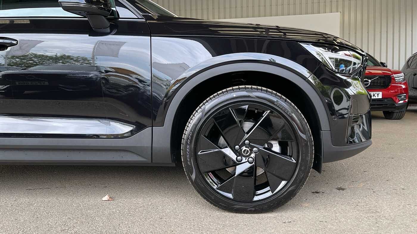 Used Volvo XC40 2025 for sale - 76139763: Photo 9