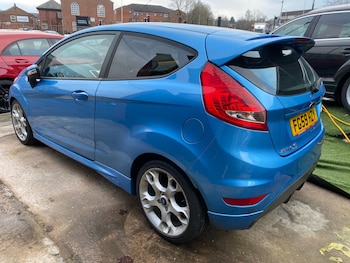 Used Ford Fiesta 2009 for sale - 77501154: Photo