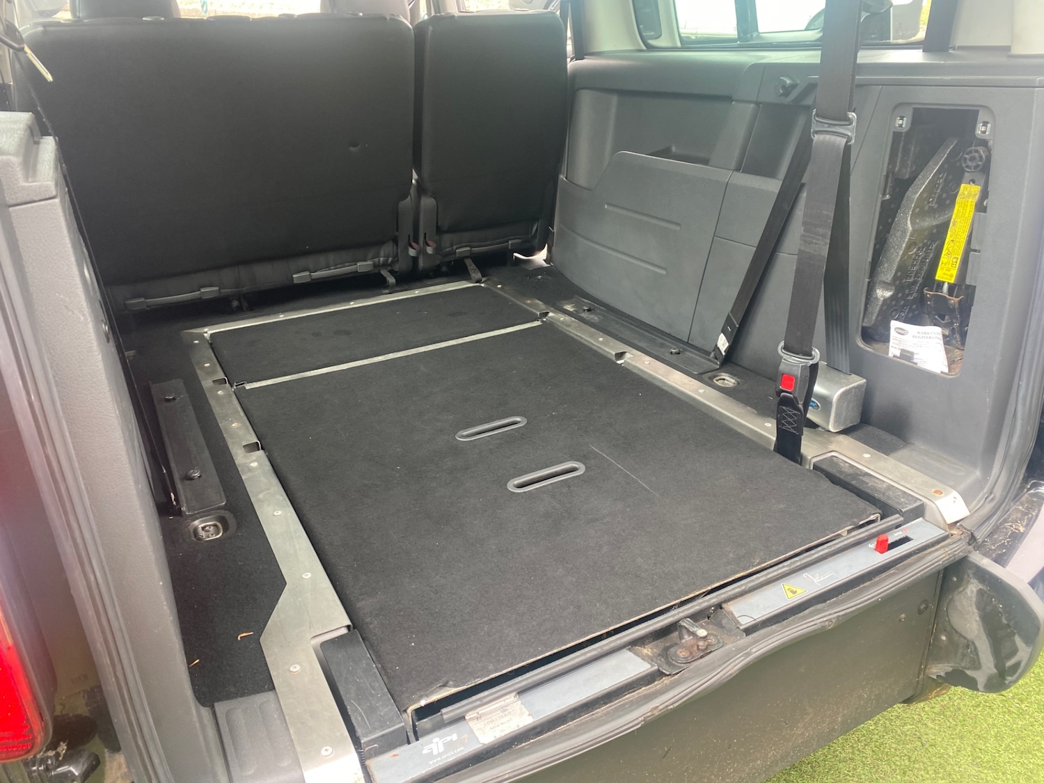 Used Volkswagen Caddy Maxi Life 2012 for sale - 77055968: Photo 5