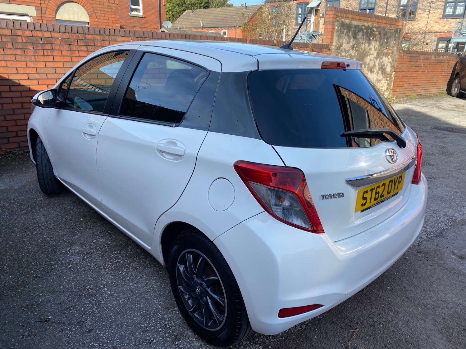 Used Toyota Yaris 2013 for sale - 77555880: Photo 12