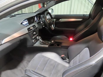 Used Mercedes-Benz C Class 2014 for sale - 77039659: Photo