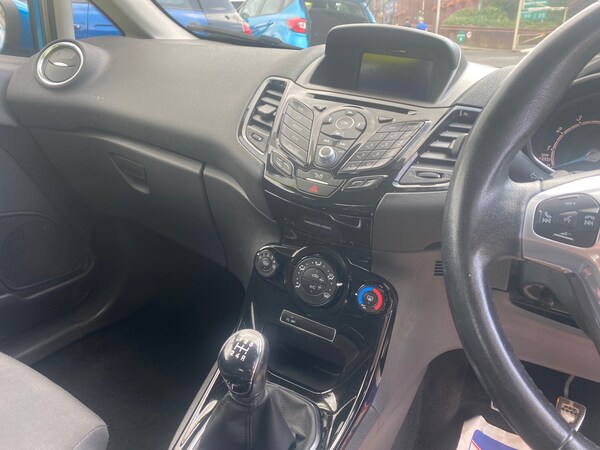 Used Ford Fiesta 2015 for sale - 75537736: Photo 10