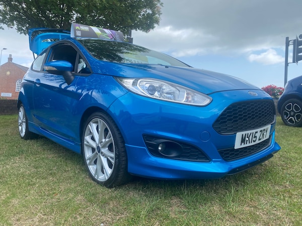 Used Ford Fiesta 2015 for sale - 75537736: Photo 3