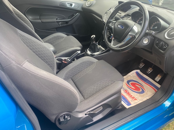 Used Ford Fiesta 2015 for sale - 75537736: Photo 9