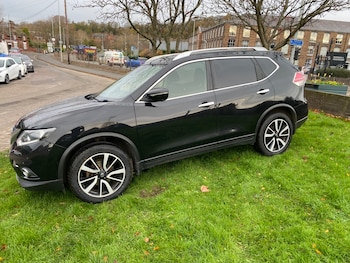 2017 (17) - 1.6 dCi N-Vision 5dr