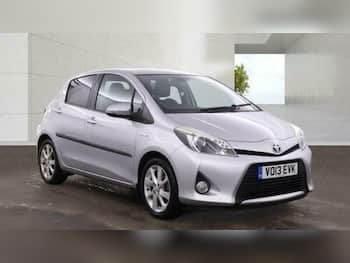 Used Toyota Yaris 2013 for sale - 79629844: Photo