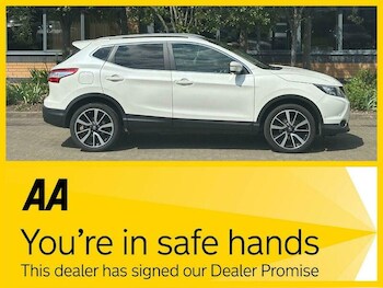 Used Nissan Qashqai 2014 for sale - 74986174: Photo