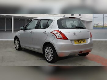 Used Suzuki Swift 2013 for sale - 76497063: Photo
