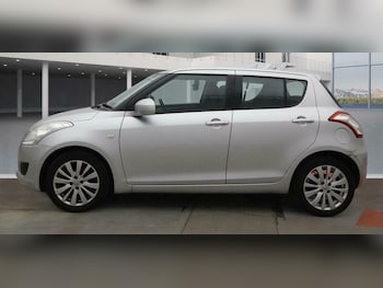 Used Suzuki Swift 2013 for sale - 76497063: Photo