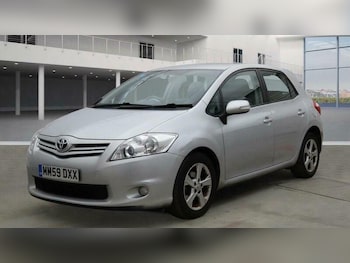 Toyota Auris feature image