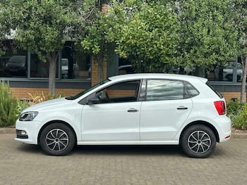 Used Volkswagen Polo 2016 for sale - 79608384: Photo