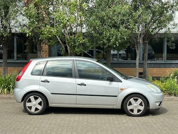 Used Ford Fiesta 2004 for sale - 75606871: Photo