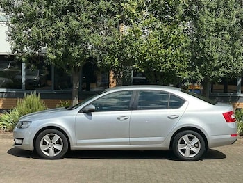 Used Nissan Leaf 2014 for sale - 79547881: Photo