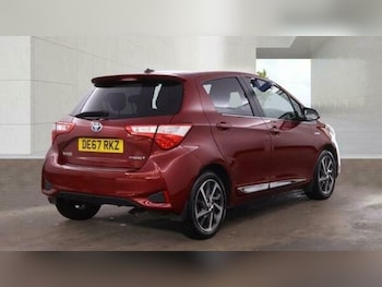 Used Toyota Yaris 2017 for sale - 79167517: Photo