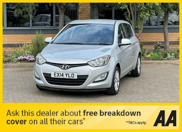 Used Hyundai i20 2014 for sale - 76292288: Photo 4
