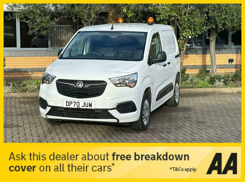 Used Vauxhall Combo 2020 for sale - 77370375: Photo 4