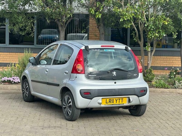 Used Peugeot 107 2011 for sale - 76185879: Photo 10