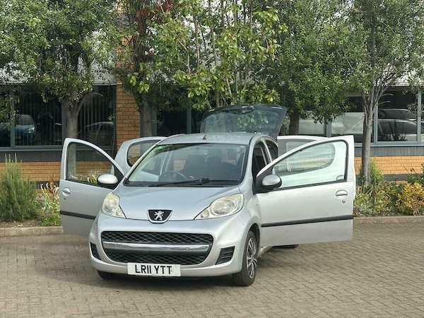 Used Peugeot 107 2011 for sale - 76185879: Photo 8
