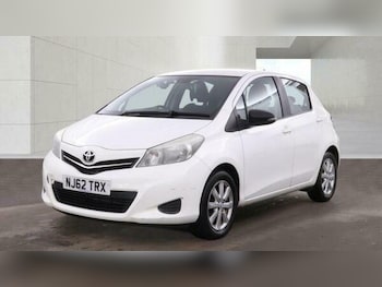 Used Toyota Yaris 2012 for sale - 79167527: Photo