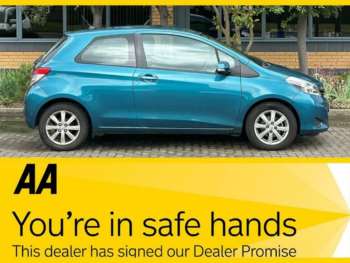 Used Toyota Yaris 2012 for sale - 74884821: Photo
