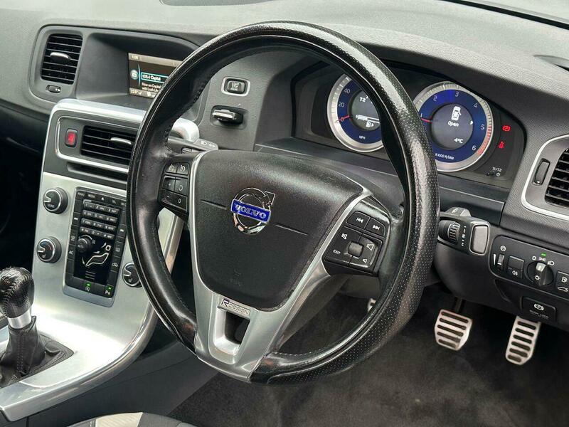 Used Volvo S60 2012 for sale - 77370369: Photo 15