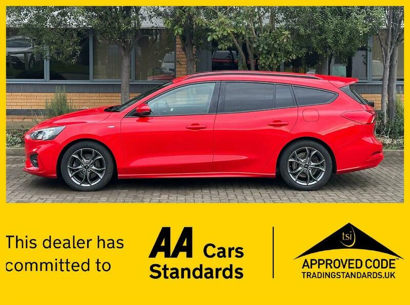 Used Ford Focus 2021 for sale - 76896613: Photo 2