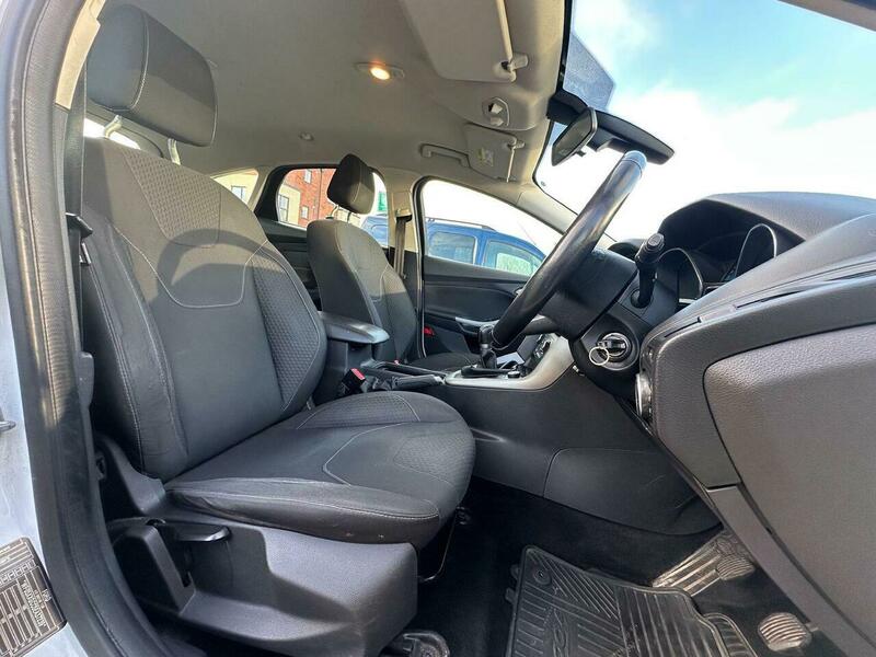 Used Ford Focus 2015 for sale - 77020523: Photo 15
