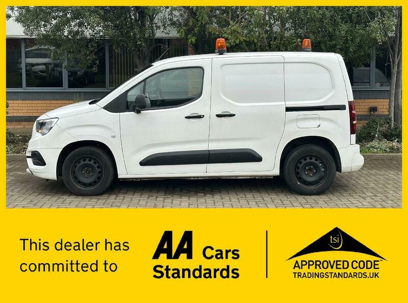 Used Vauxhall Combo 2020 for sale - 77409231: Photo 2