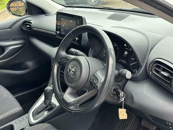 Used Toyota Yaris 2021 for sale - 76292271: Photo 19