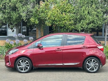 Used Toyota Yaris 2017 for sale - 79547882: Photo