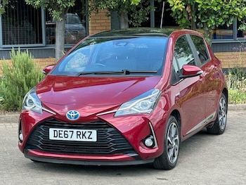 Used Toyota Yaris 2017 for sale - 79547882: Photo