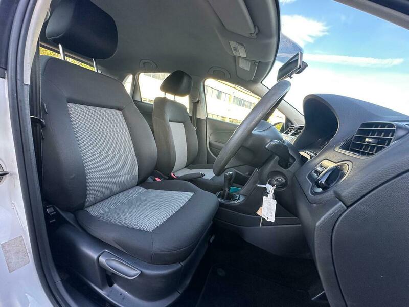 Used Volkswagen Polo 2010 for sale - 76686907: Photo 19