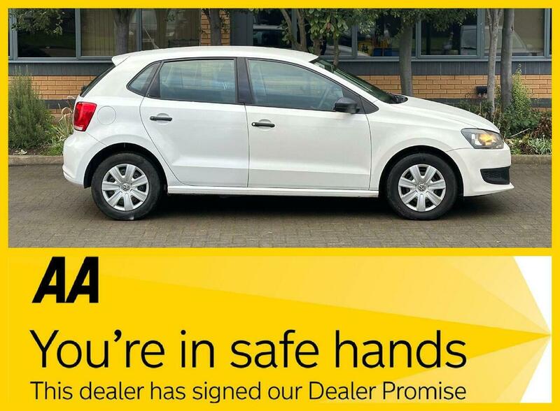 Used Volkswagen Polo 2010 for sale - 76686907: Photo 3