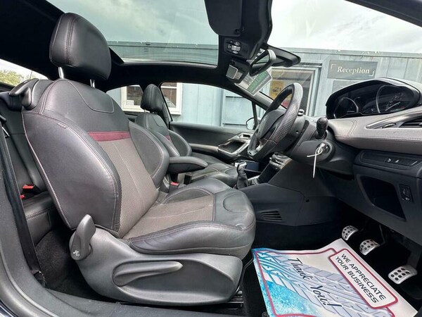 Used Peugeot 208 2014 for sale - 75606876: Photo 22