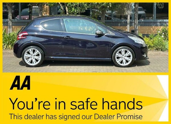 Used Peugeot 208 2014 for sale - 75606876: Photo 3