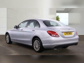 Used Mercedes-Benz C Class 2015 for sale - 79547871: Photo