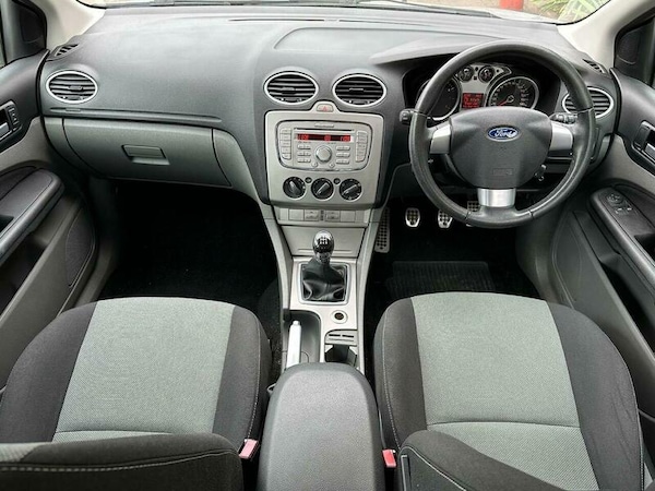 Used Ford Focus 2009 for sale - 75654938: Photo 5