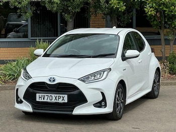 Used Toyota Yaris 2020 for sale - 79547875: Photo
