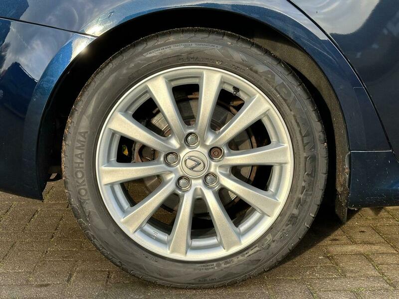 Used Lexus IS 2005 for sale - 77370381: Photo 17