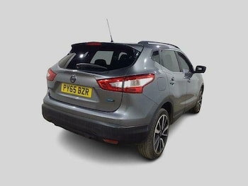 Used Nissan Qashqai 2015 for sale - 76712215: Photo