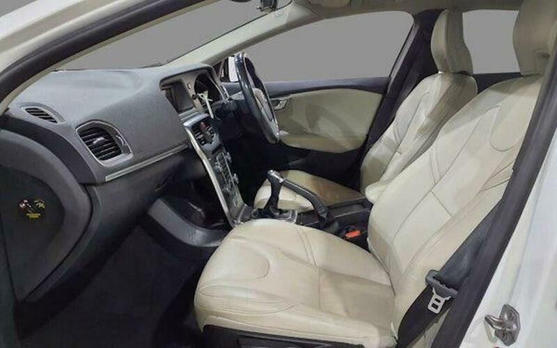 Used Volvo V40 2015 for sale - 76712211: Photo 7